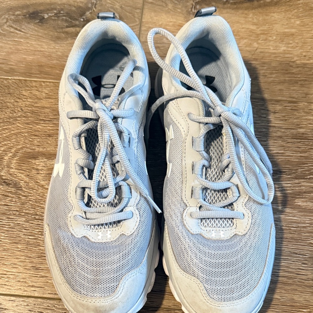 Under Armour Gray Athletic Shoes